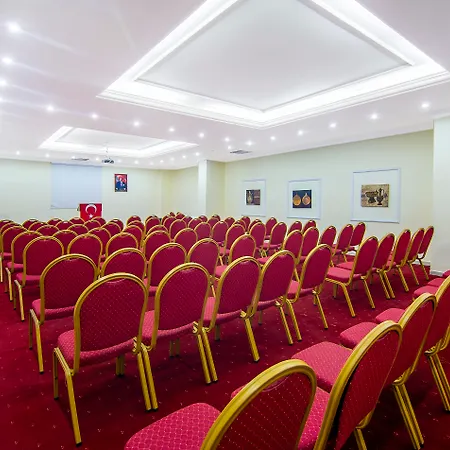 Feriested Kleopatra Royal Palm 4*