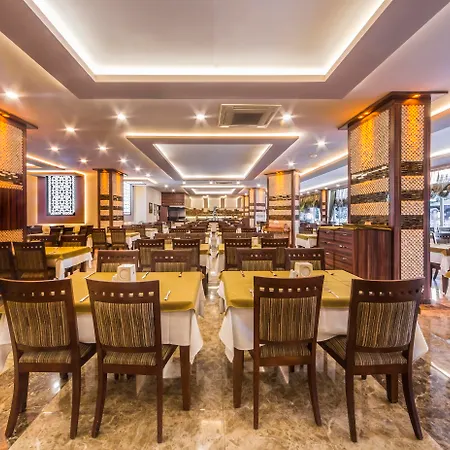 Kleopatra Royal Palm Feriested Alanya