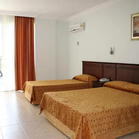 Feriested Kleopatra Royal Palm 4*