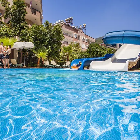 Feriested Kleopatra Royal Palm Alanya