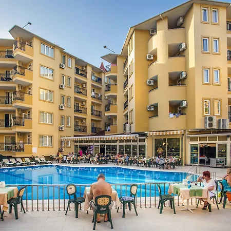 Feriested Kleopatra Royal Palm 4*