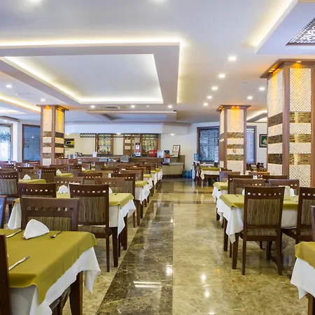 Kleopatra Royal Palm Resort