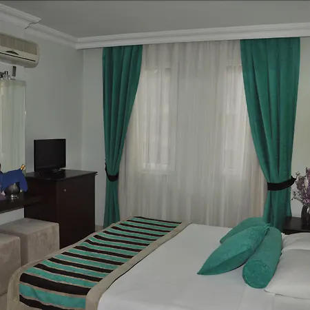 Kleopatra Royal Palm Rezort Alanya