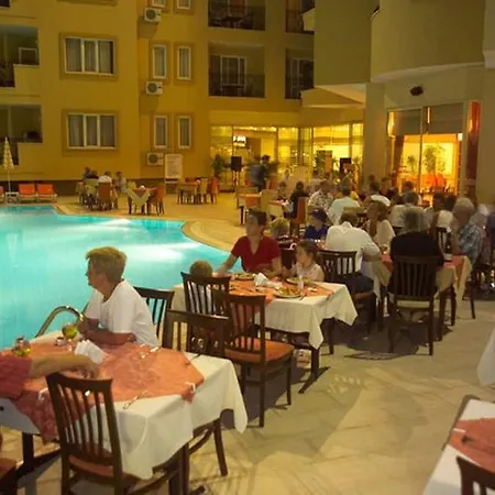 Kleopatra Royal Palm Complex 4*