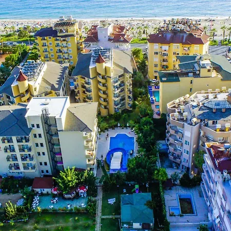 Kleopatra Royal Palm Complex Alanya