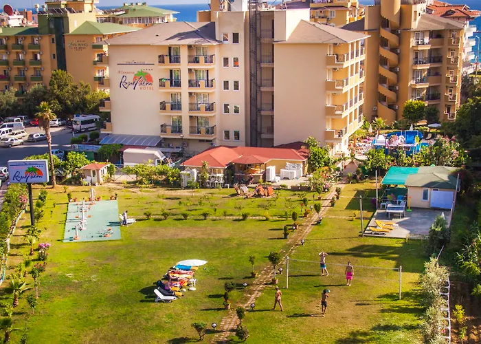Kleopatra Royal Palm منتجع ألانيا