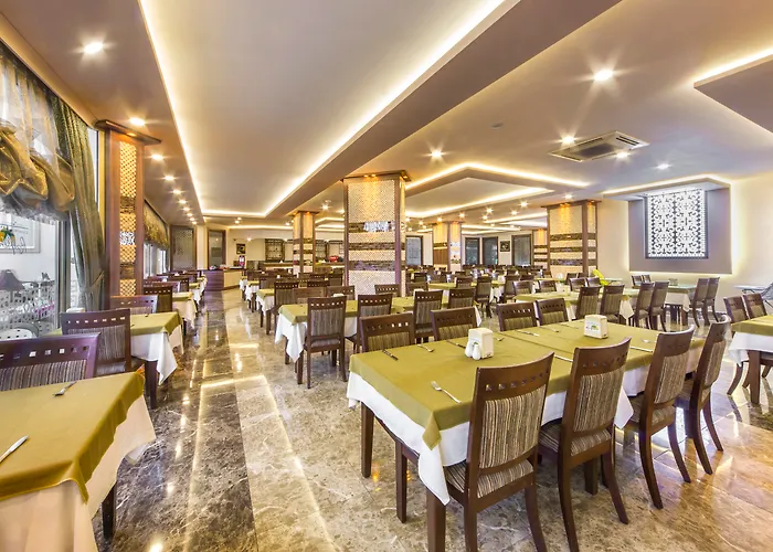Kleopatra Royal Palm منتجع 4*