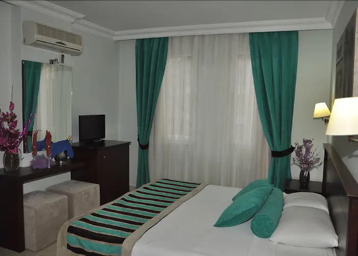 Kleopatra Royal Palm منتجع ألانيا