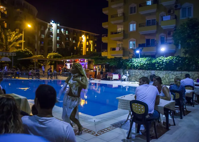 Kleopatra Royal Palm ألانيا