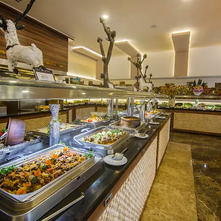 منتجع Kleopatra Royal Palm 4*