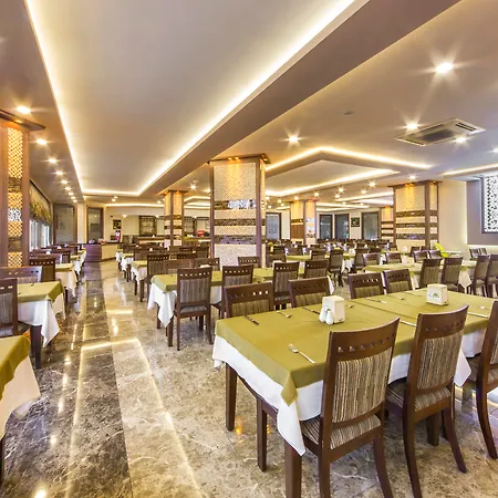 Kleopatra Royal Palm Курортный комплекс 4*