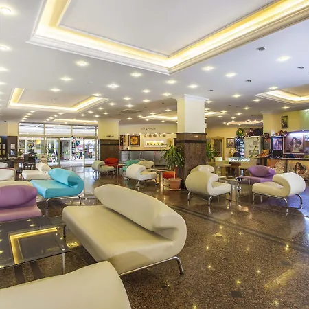 Kleopatra Royal Palm منتجع ألانيا